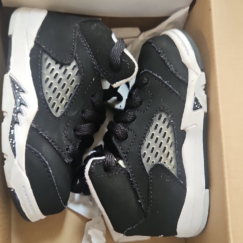 Jordan Kids Black and White Sneakers